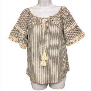 𝅺blue and cream striped linen and crocheted lace peasant blouse size Large